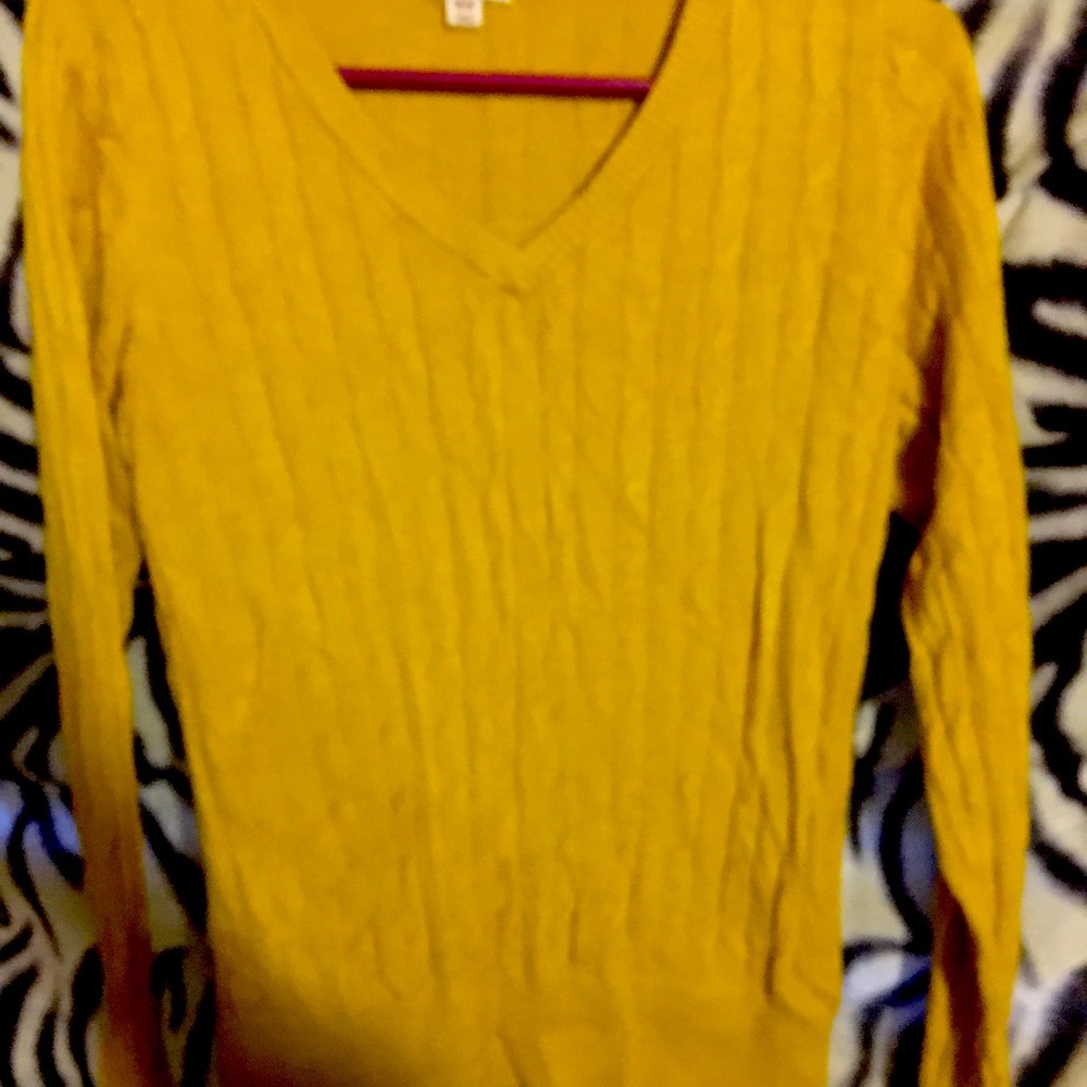 Women’s sweater